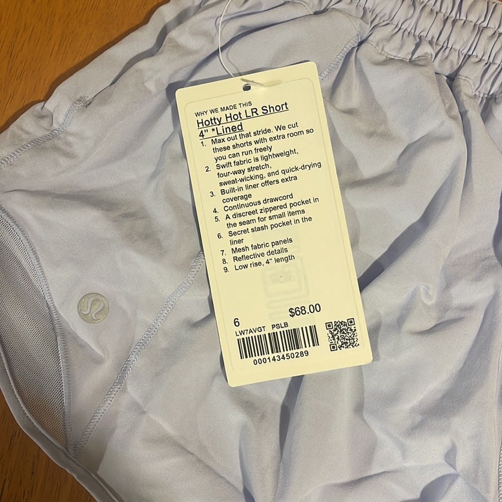 Lululemon Hotty Hot LR Short 4” Lined - Picture 3 of 3